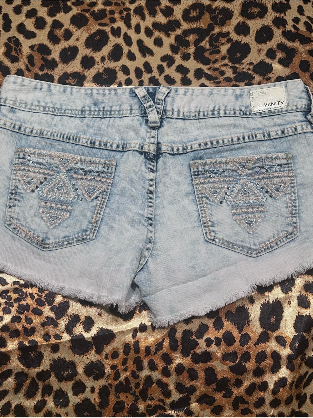 Vanity Jeans Tribal Rhinestoned Pocket Acid Wash Denim Shorts with Button Fly